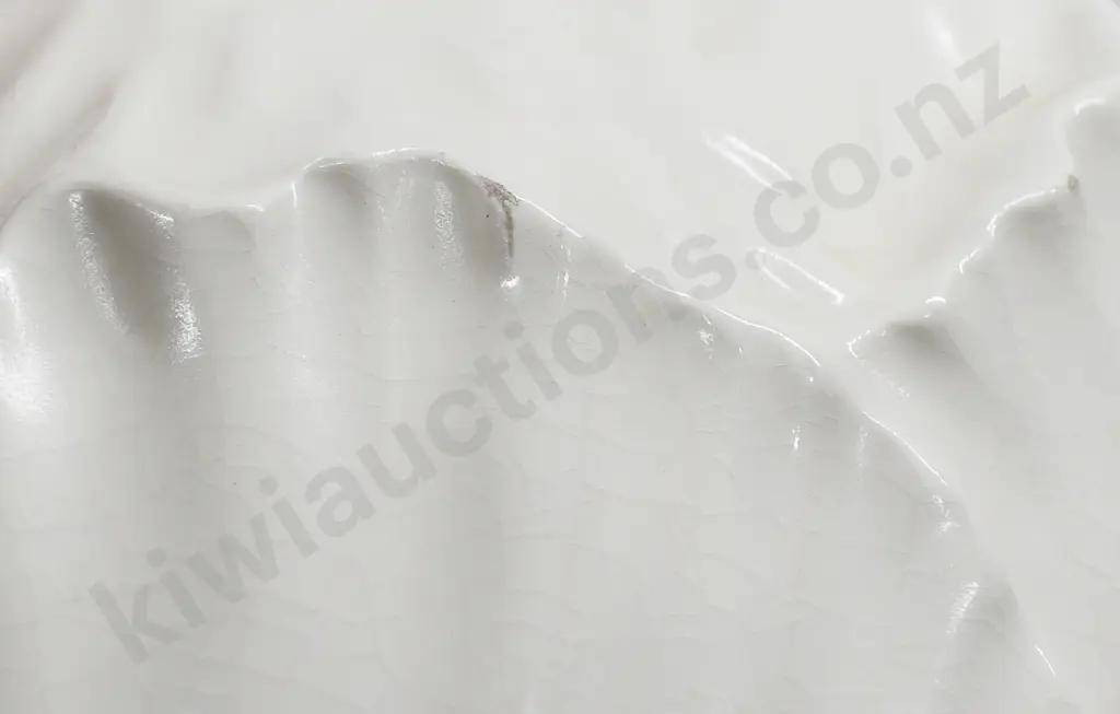 CROWN LYNN WHITE POTTERY MANTLE VASES Image 1++