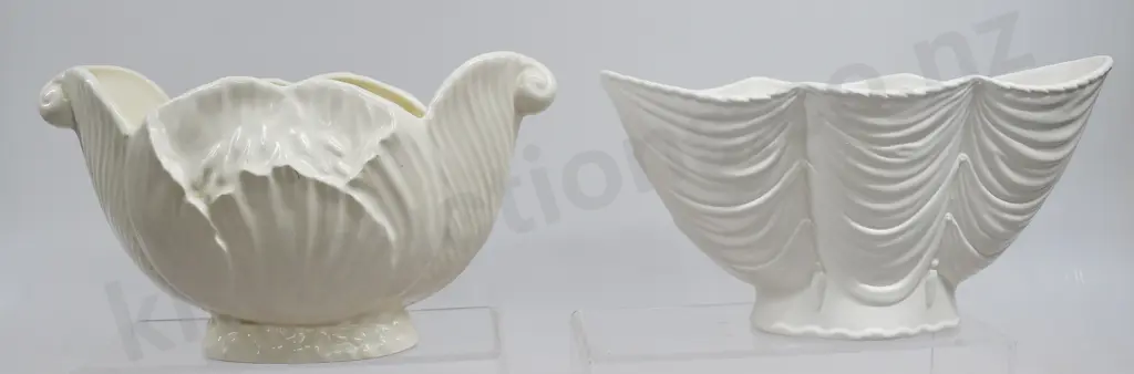 CROWN LYNN WHITE POTTERY MANTLE VASES Image 1++