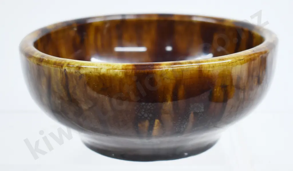 AMBRICO CROWN LYNN WW2 ARMY CEREAL BOWL Image 1++