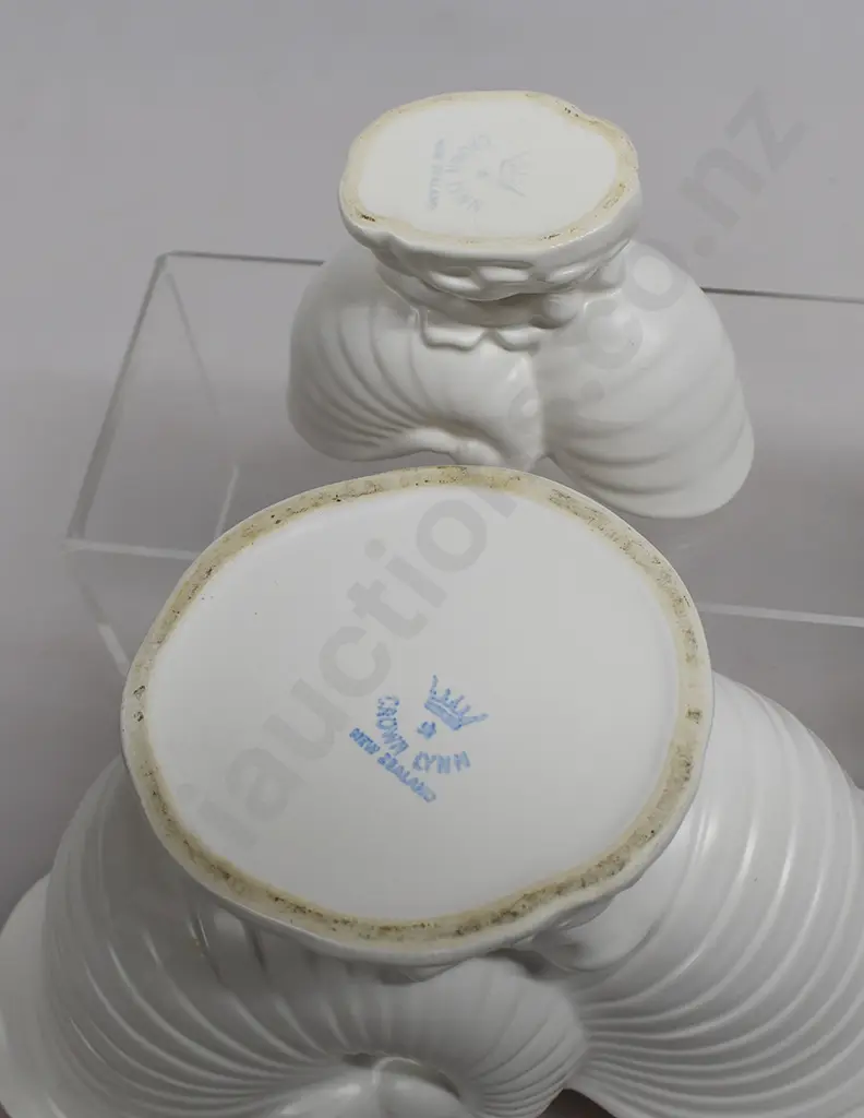 CROWN LYNN WHITE POTTERY NAUTILUS  MANTLE VASES Image 1++