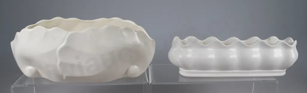 CROWN LYNN WHITE POTTERY MANTLE VASES Image 1++