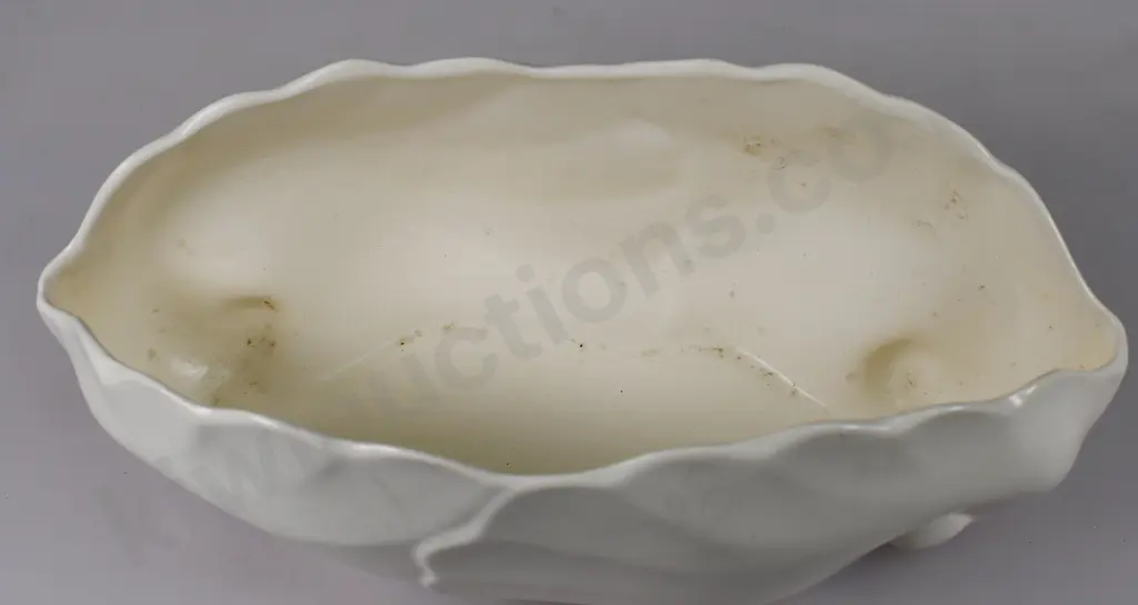 CROWN LYNN WHITE POTTERY MANTLE VASES Image 1++