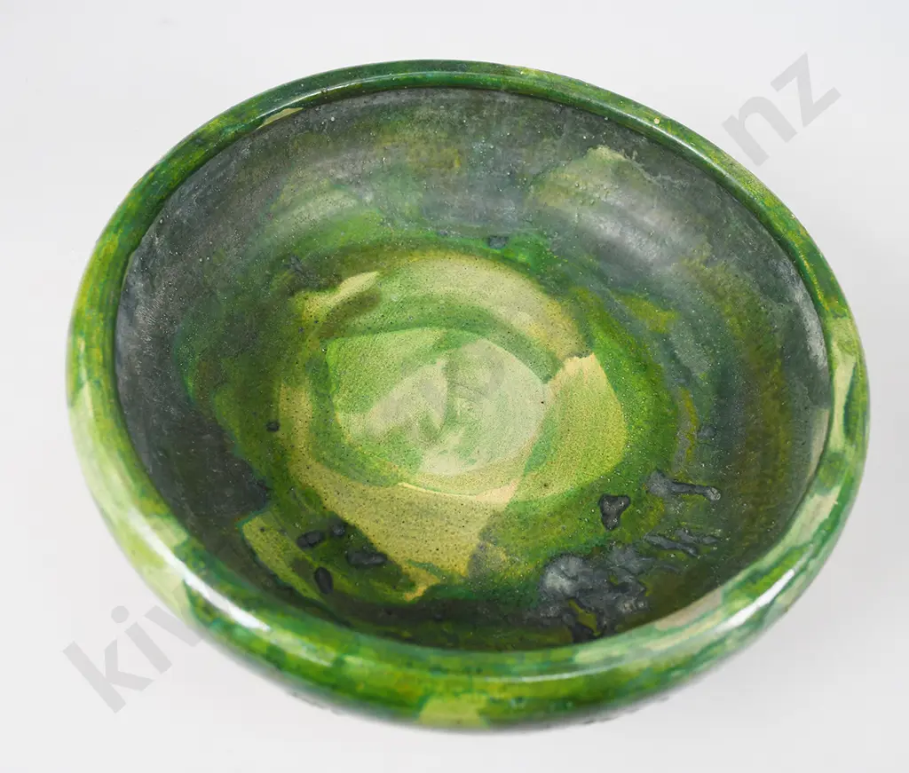 BRIAR GARDNER POTTERY BOWL Image 1++