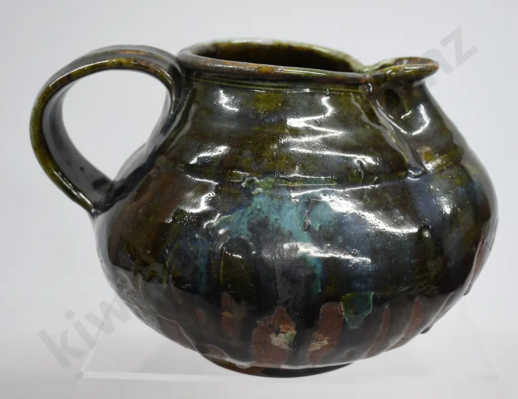 DRIVING CREEK FATSO JUG, ERIK OMUNDSON Image 1++