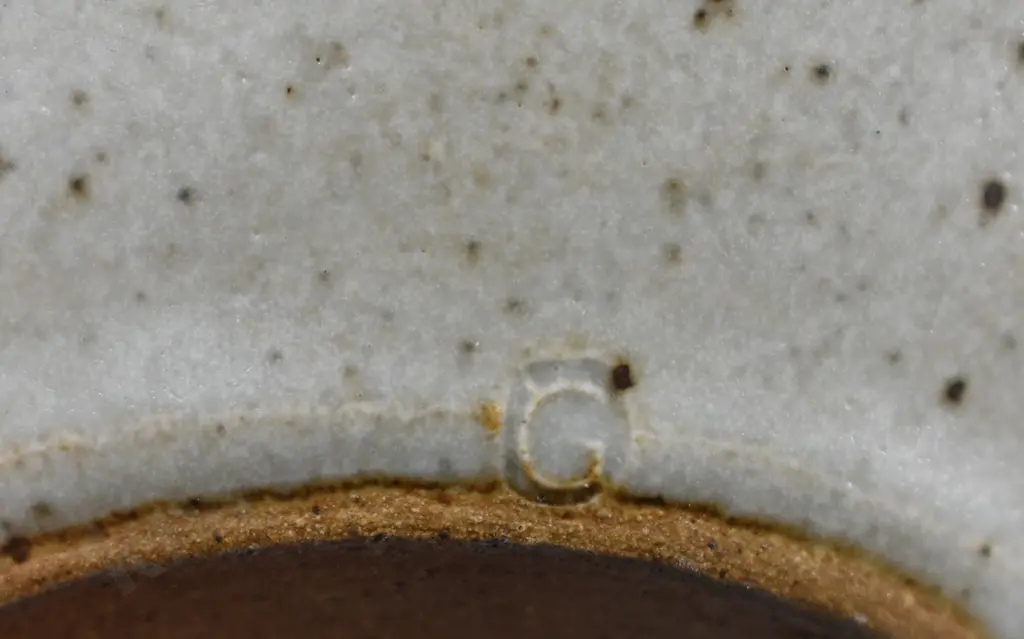 NEIL GRANT DUNEDIN, STUDIO POTTERY TEA POT & VASE Image 1++