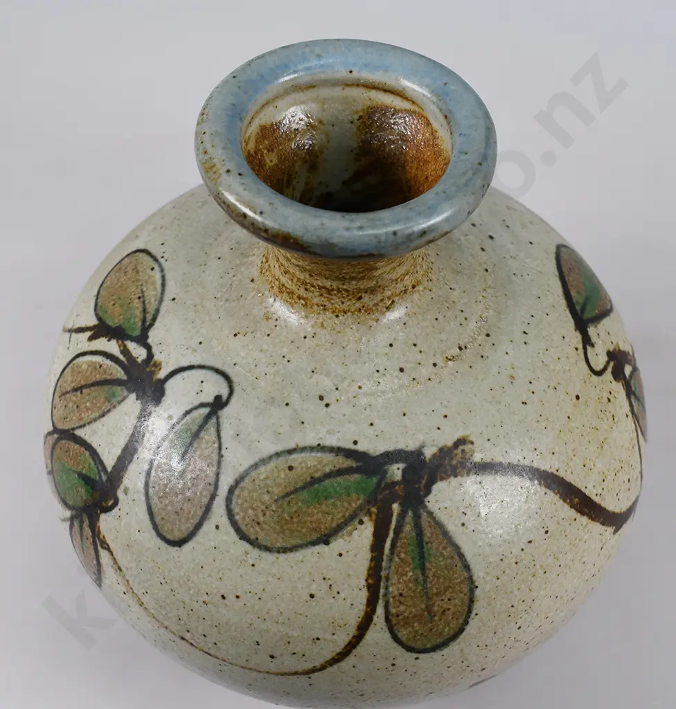 NEIL GRANT DUNEDIN, STUDIO POTTERY TEA POT & VASE Image 1++
