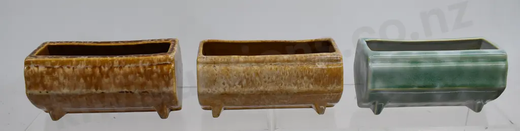 CROWN LYNN TROUGH VASES Image 1++
