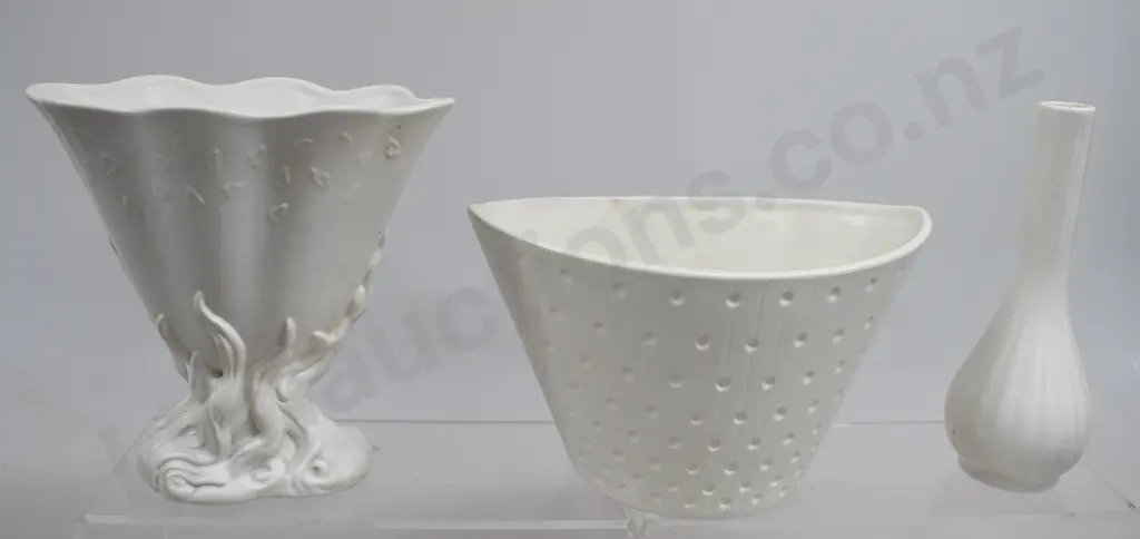 CROWN LYNN TROUGH VASES Image 1++