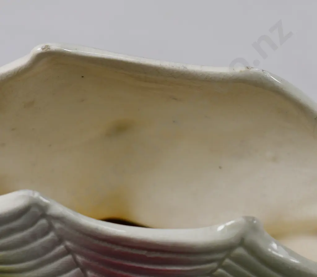 TITIAN SPIDER MANTLE VASE Image 1++