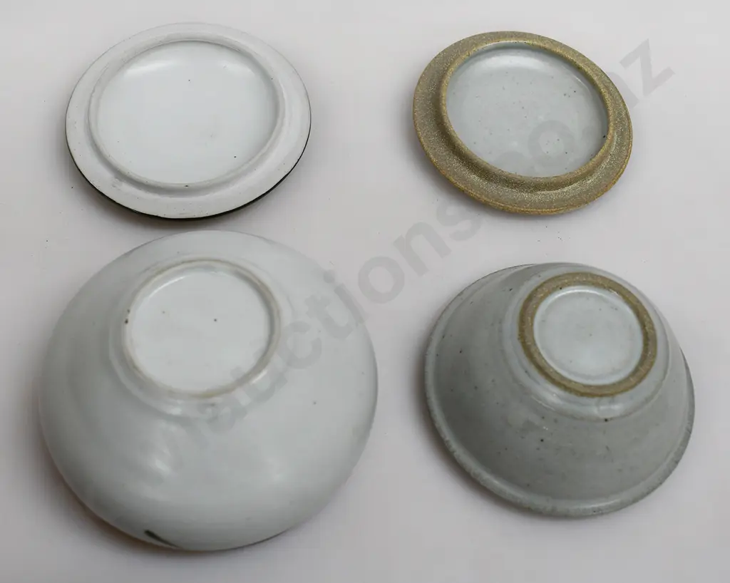 NEIL GRANT LIDDED TRINKET POTS Image 1++