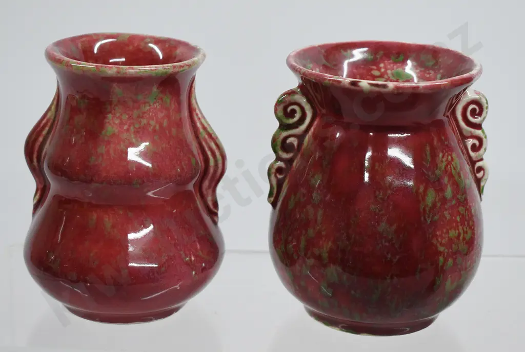 CROWN LYNN RHUBARB GLAZE MINI VASES Image 1++