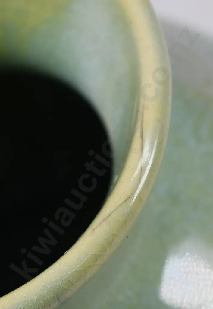 CROWN LYNN MINI VASES Image 1++