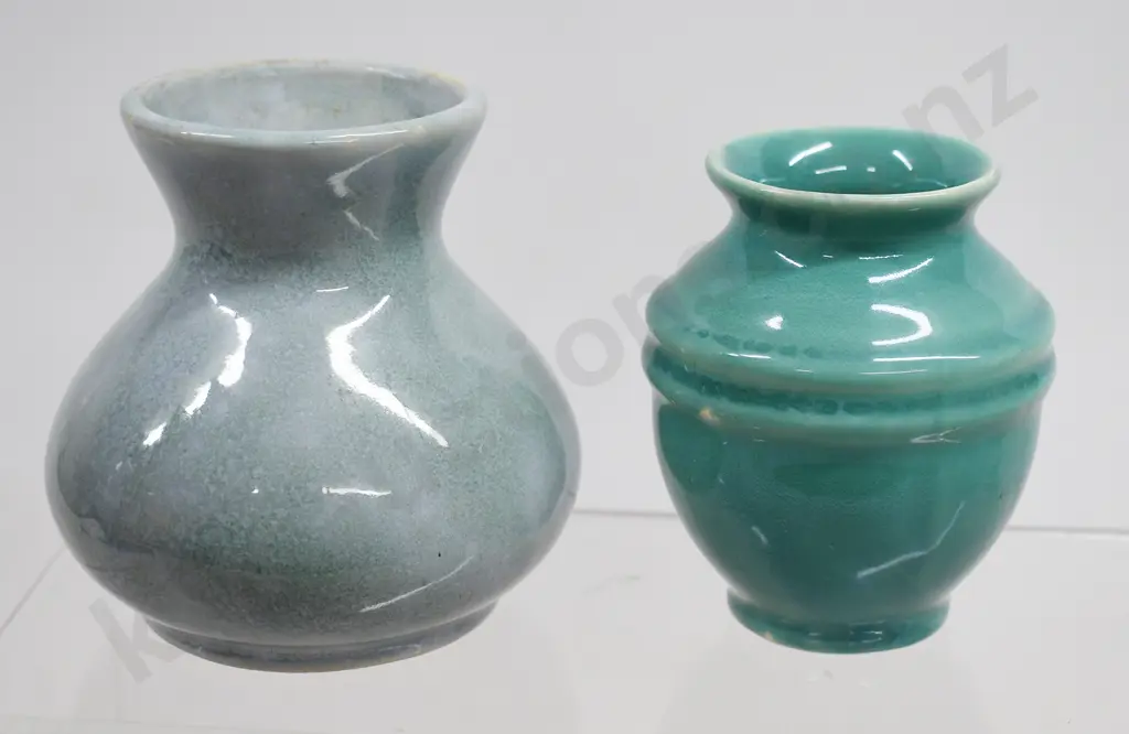 CROWN LYNN TEAL GLAZED MINI VASES Image 1++