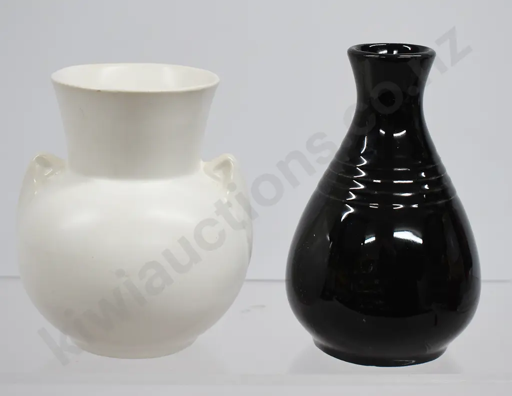 CROWN LYNN ASSORTED GLAZED MINI VASES Image 1++
