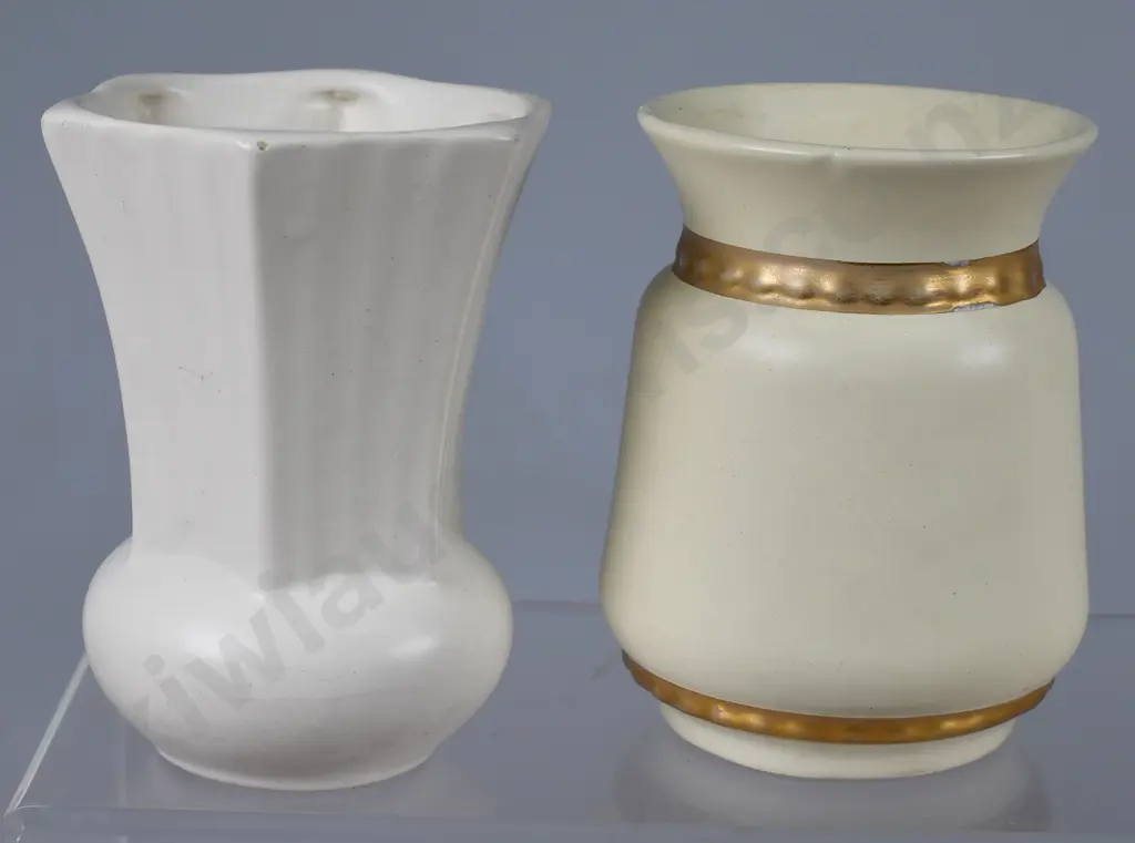 CROWN LYNN ASSORTED GLAZED MINI VASES Image 1++
