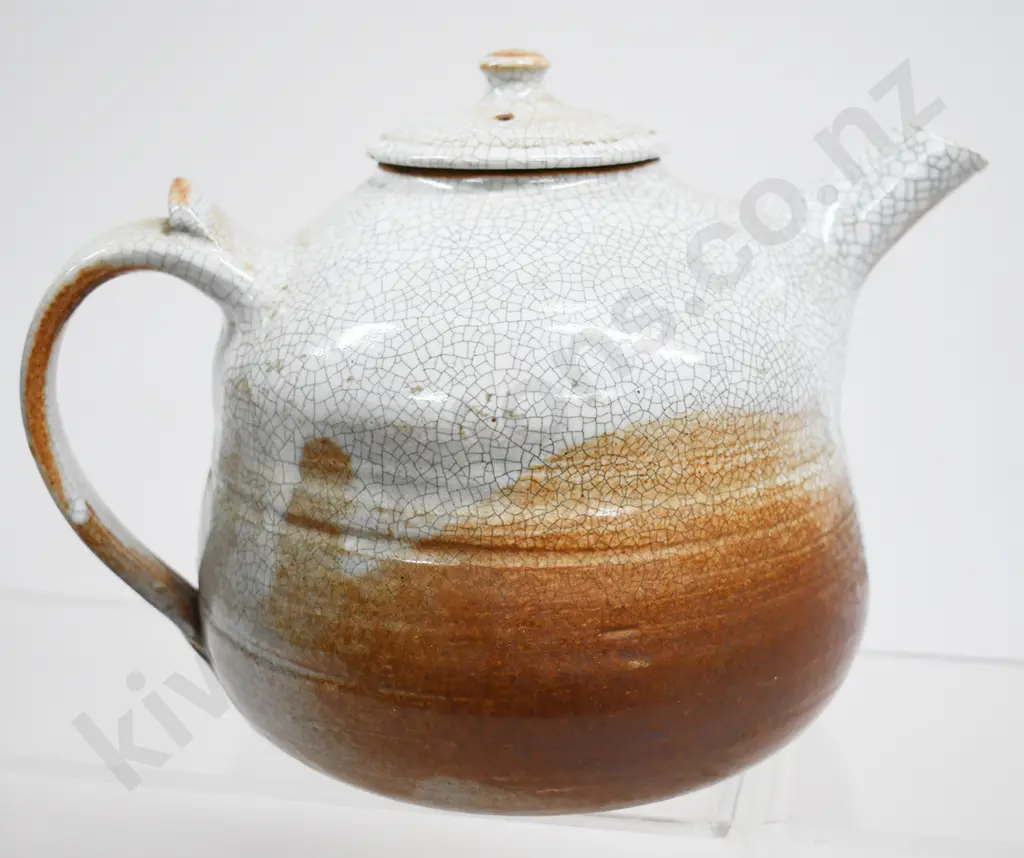 STUDIO POTTERY TEAPOTS Image 1++