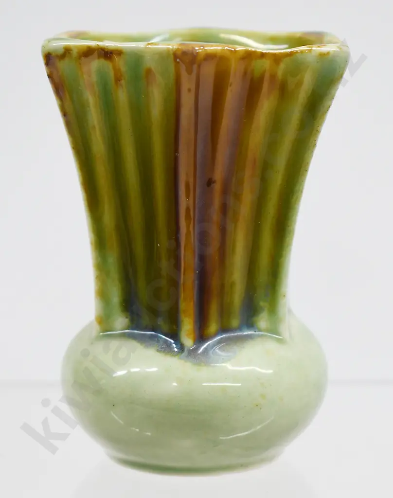 CROWN LYNN GREEN GLAZE MINI VASES Image 1++
