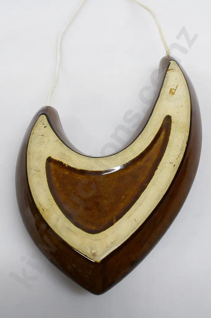 BENHAR WALL POCKET VASE Image 1++