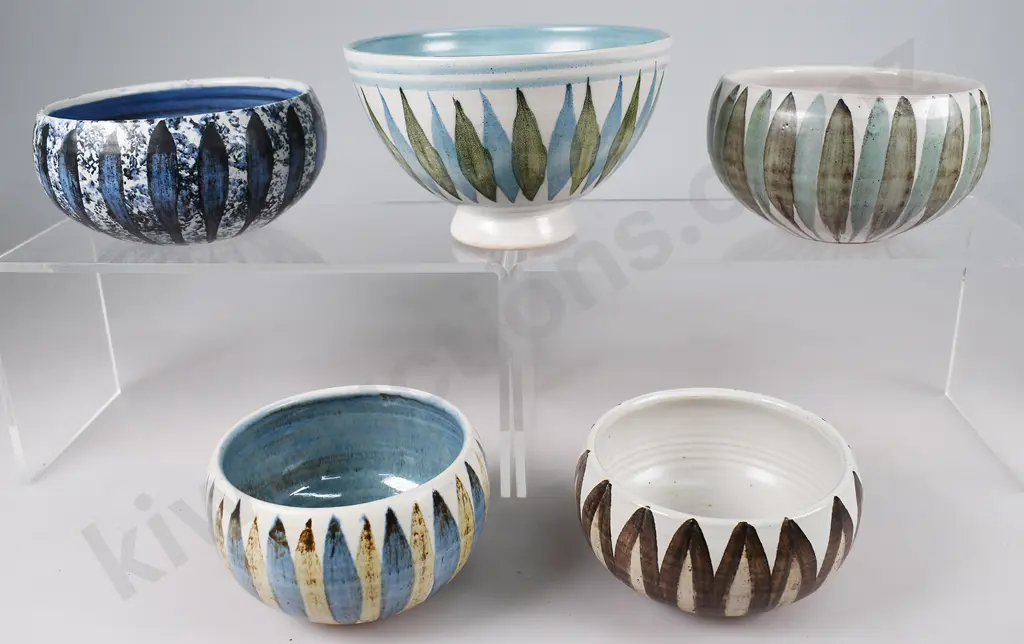 HANMER POTTERY BOWLS Image 1++
