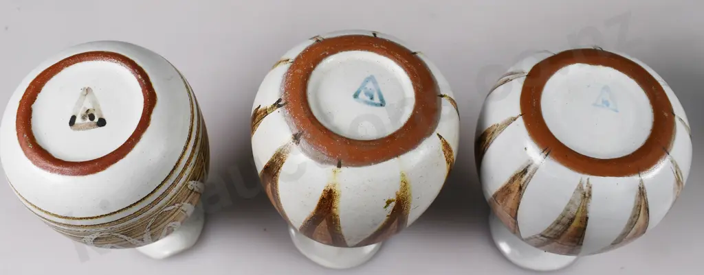 HANMER POTTERY MIXTURE Image 1++