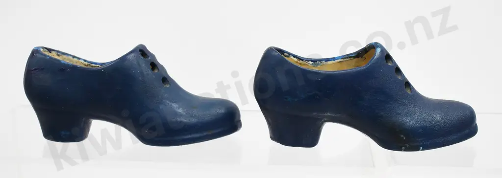 POTTERY SHOE COLLECTION Image 1++