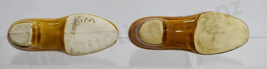 POTTERY SHOE COLLECTION Image 1++
