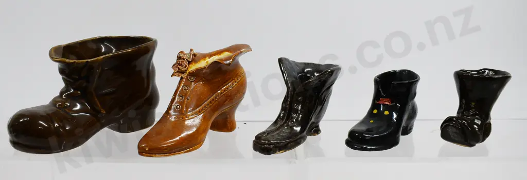 POTTERY SHOE COLLECTION Image 1++