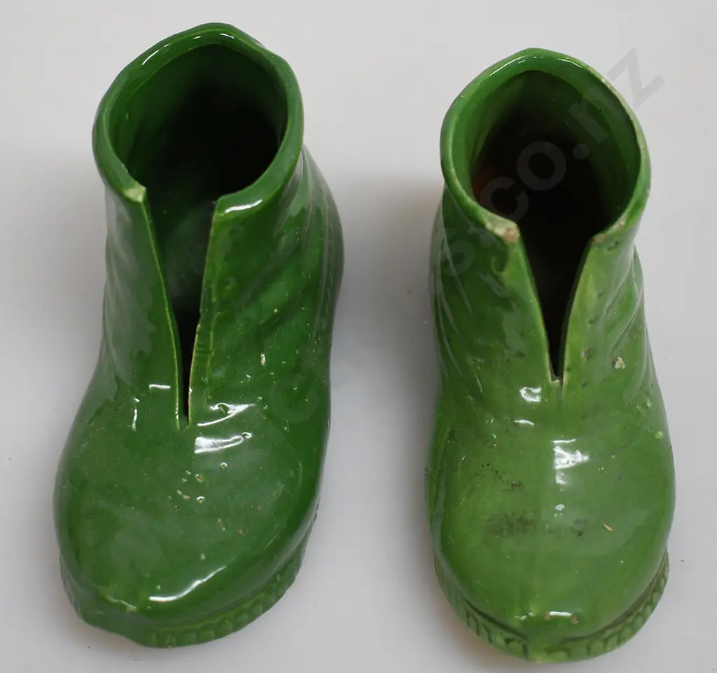 POTTERY SHOE COLLECTION Image 1++