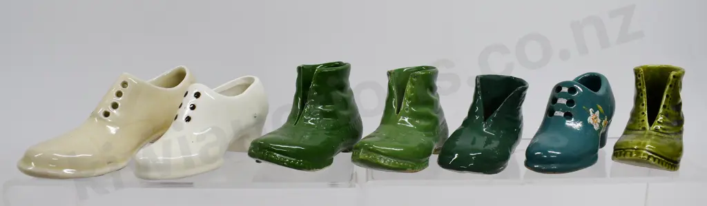 POTTERY SHOE COLLECTION Image 1++