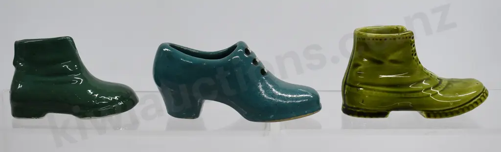 POTTERY SHOE COLLECTION Image 1++
