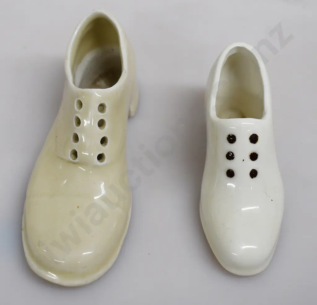 POTTERY SHOE COLLECTION Image 1++