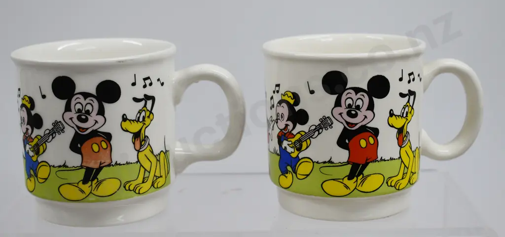 CROWN LYNN CARTOON CHARACTER MUGS & PLATE Image 1++