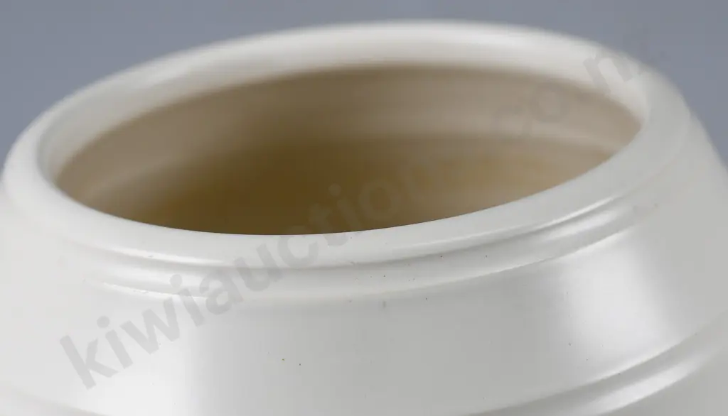 CROWN LYNN HAND POTTED VASE SHAPE 56 Image 1++