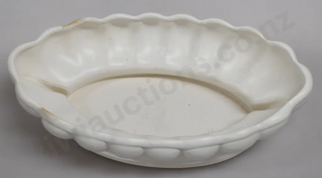 TITIAN MANTLE VASES Image 1++