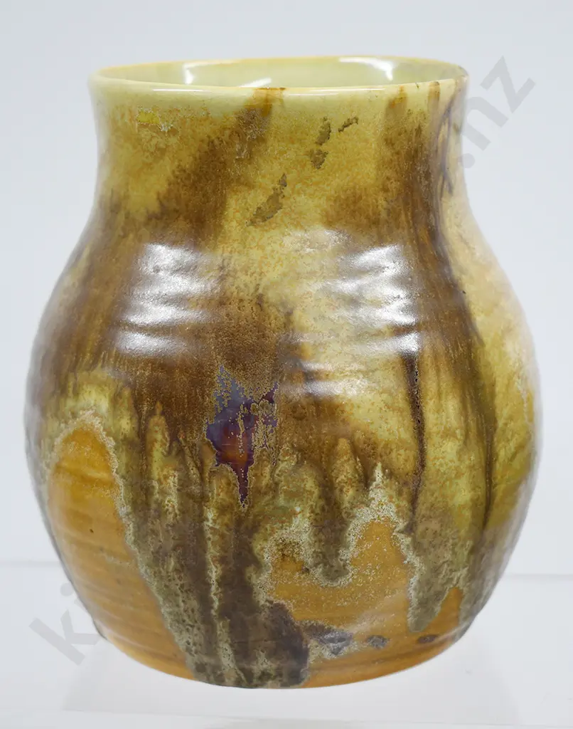 CROWN LYNN AMBRICO VASES NUMBER 31, 22, 38 Image 1++
