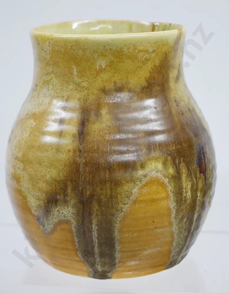 CROWN LYNN AMBRICO VASES NUMBER 31, 22, 38 Image 1++