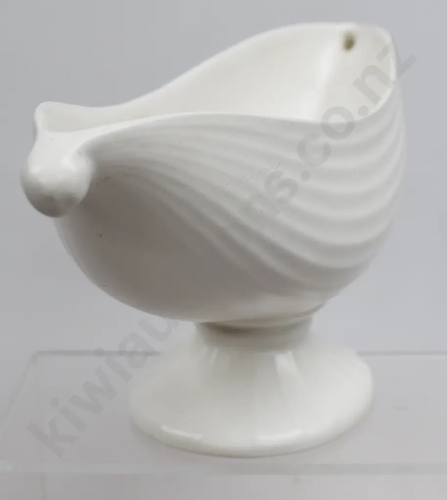 CROWN LYNN BAMBOO BOAT VASE NUMBER 615 Image 1++