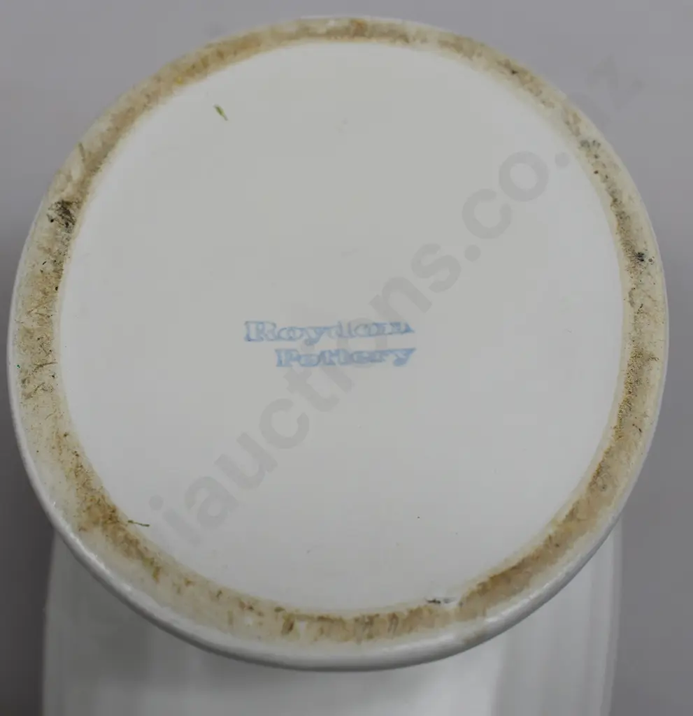 CROWN LYNN BAMBOO BOAT VASE NUMBER 615 Image 1++