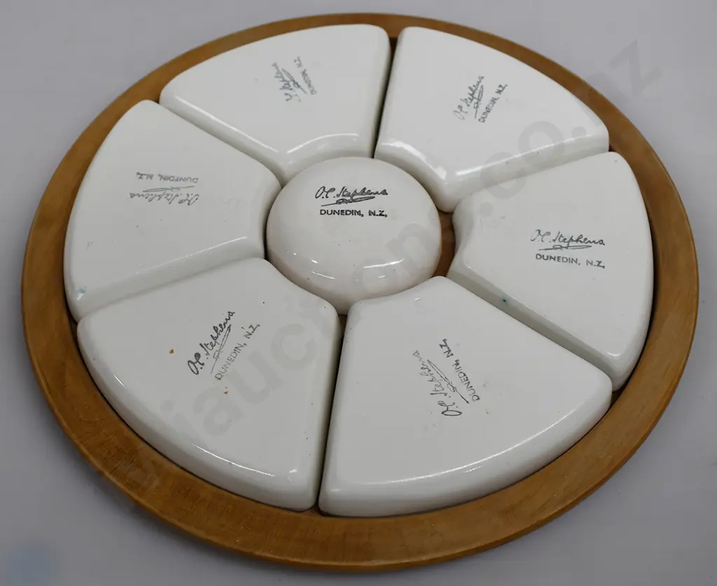 OC STEPHENS DUNEDIN HORS D'OEUVRES SET Image 1++