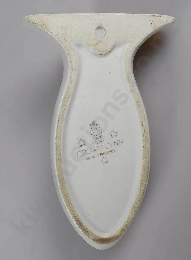 CROWN LYNN SMALL MONEY BAG & LONG DROP WALL POCKET VASES Image 1++