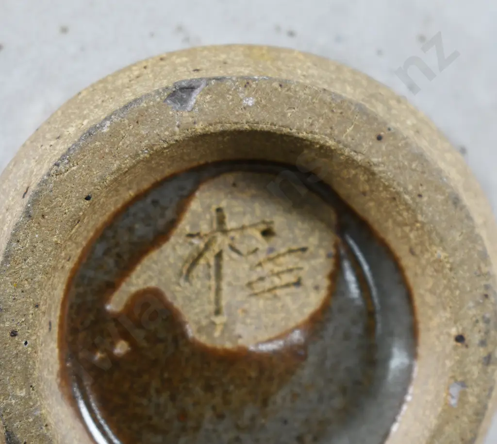 PAUL FISHER JAPANESE INSPIRED NZ POTTERY VASES Image 1++