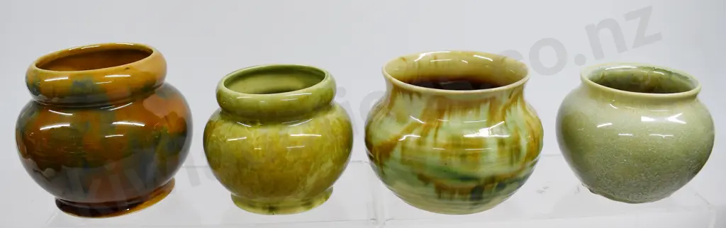 AMBRICO/CROWN LYNN VASES Image 1++