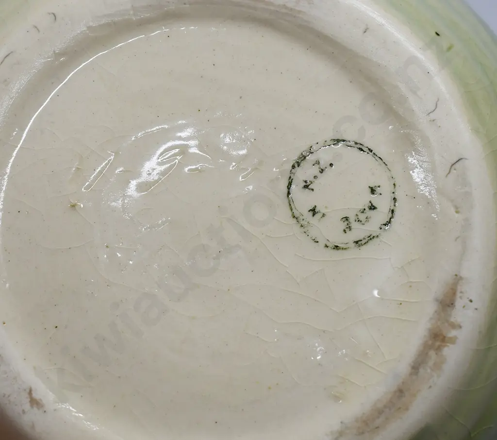 AMBRICO/CROWN LYNN VASES Image 1++