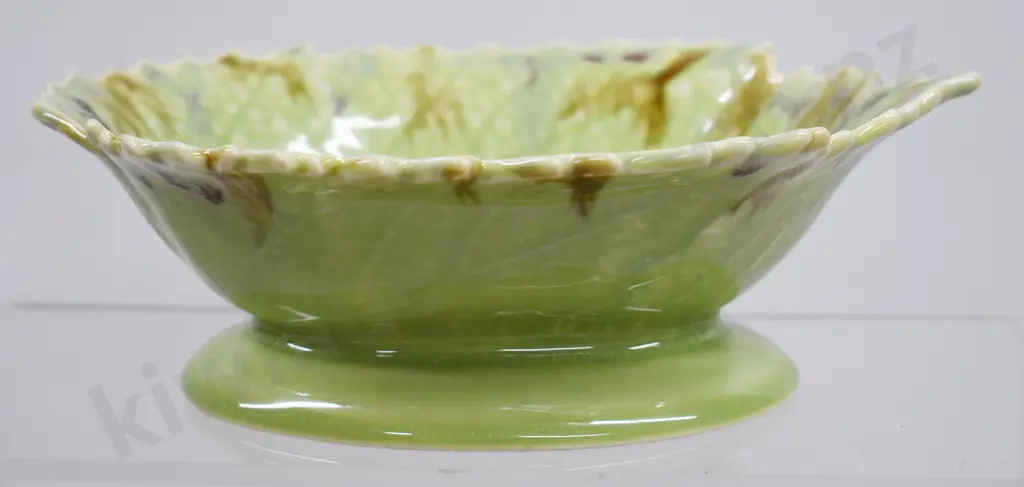 TEMUKA WARE LEAF PATTERN FOOTED DISH Image 1++