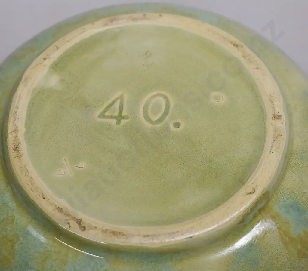 CROWN LYNN BOWLS NUMMBER 40 Image 1++