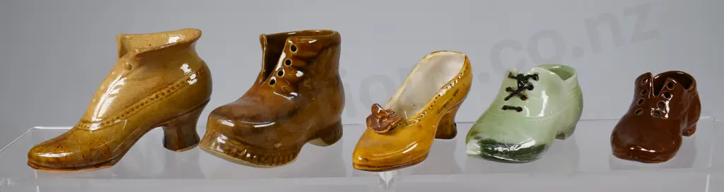 POTTERY SHOE COLLECTION Image 1++