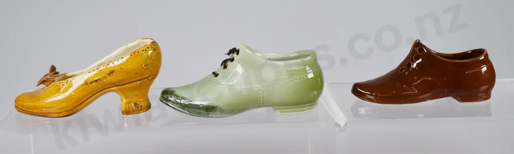 POTTERY SHOE COLLECTION Image 1++
