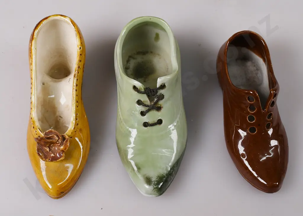 POTTERY SHOE COLLECTION Image 1++