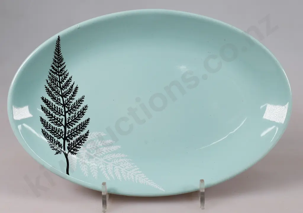 CROWN LYNN LEOPARD BREWERY OVAL PLATE Image 1++
