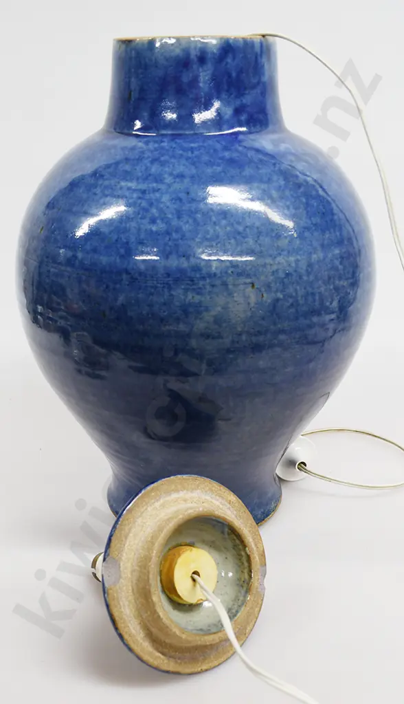 PAUL FISHER TABLE LAMP Image 1++